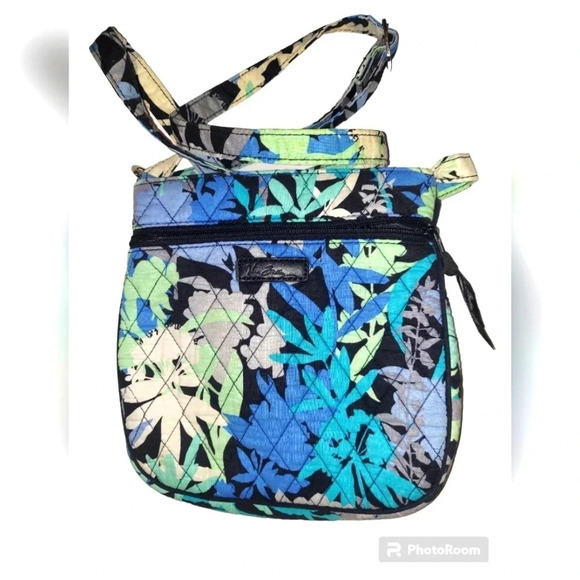 Vera Bradley Crossbody - Picture 1 of 7